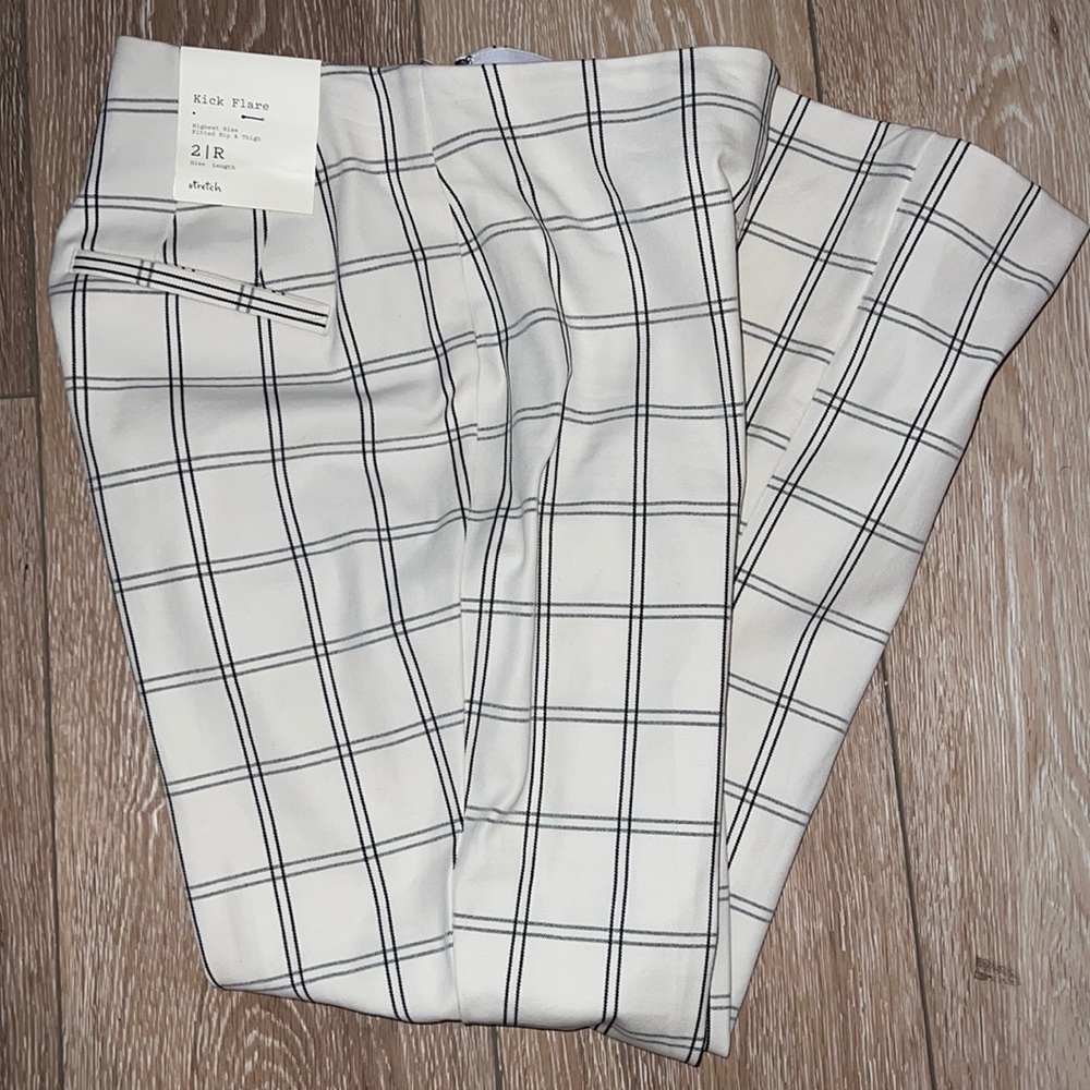 Cute summer cream and blue pinstripe high rise casual pants